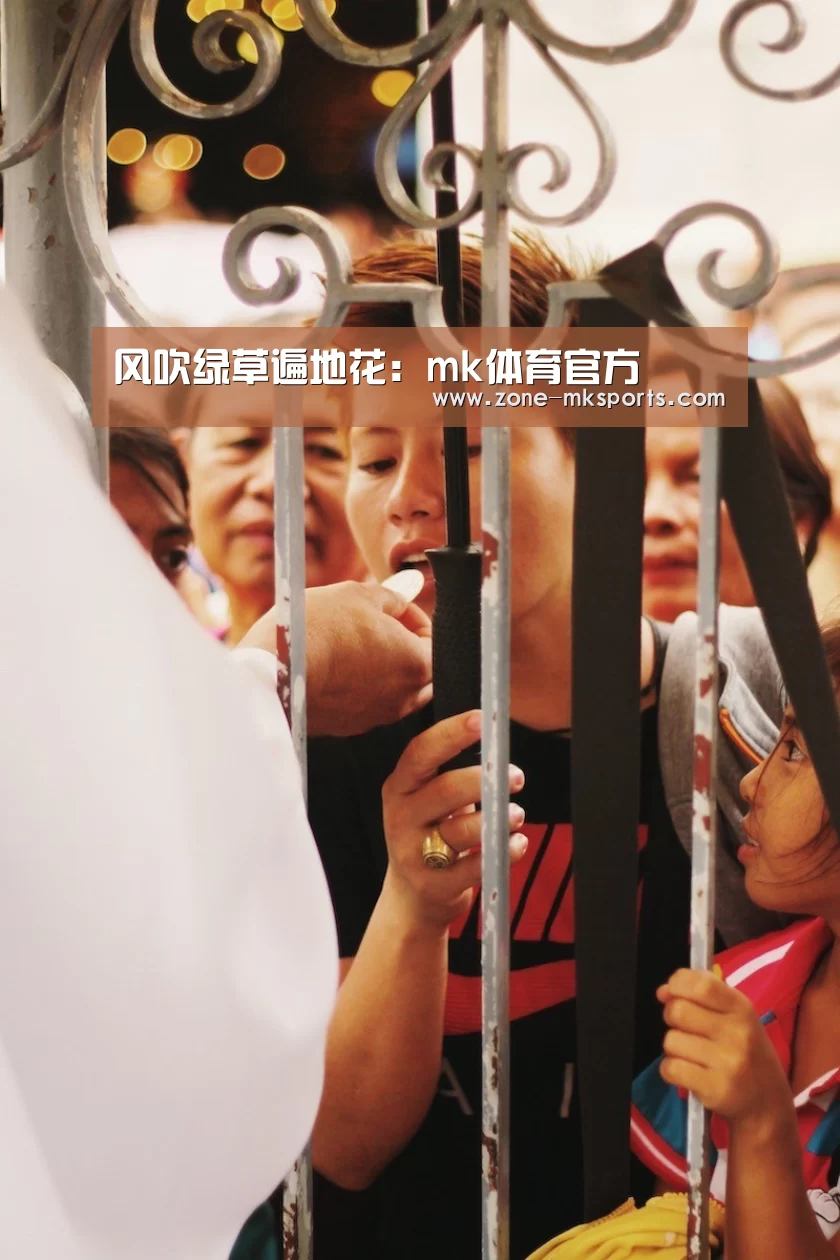 风吹绿草遍地花:mk体育官方(图3) mk体育官方